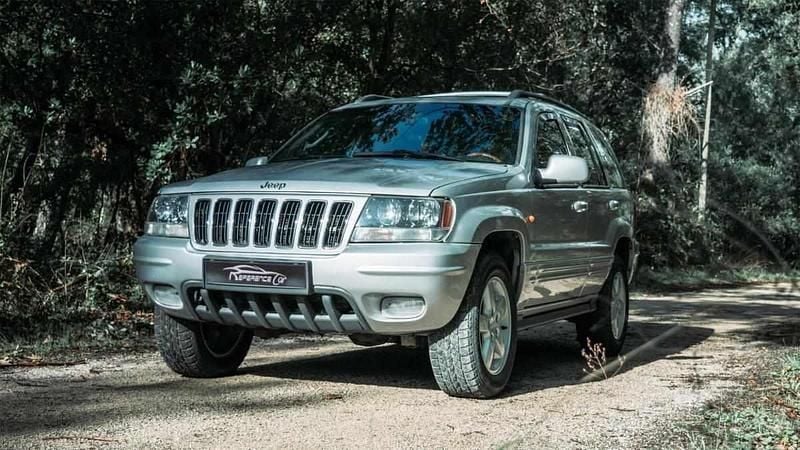 Cinzento Usado 2003 Jeep Grand Cherokee SUV | € 14.990 (Caro) - Imagem 1/4