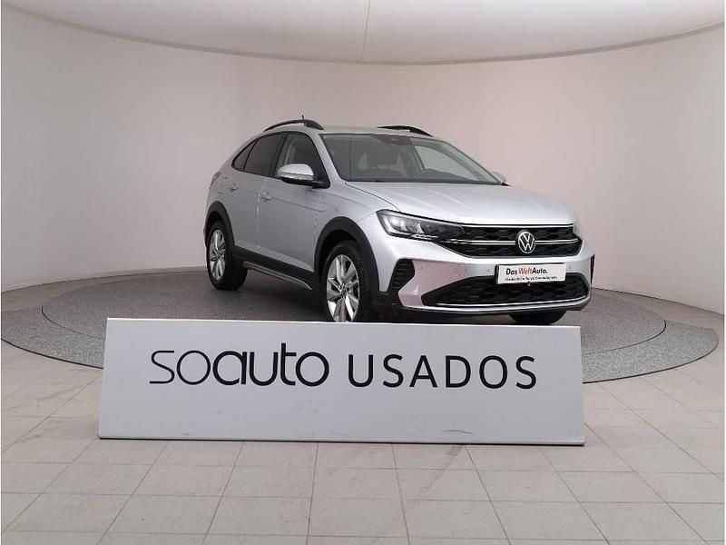 Cinzento claro metalizado Usado 2024 VW Taigo SUV | € 21.300 (Preço justo) - Imagem 1/1