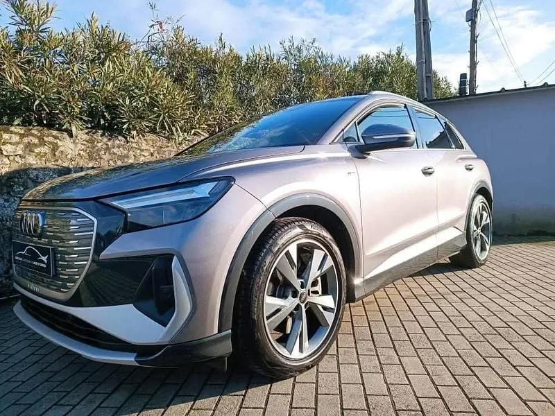 Cinza Usado 2023 Audi Q4 e-tron SUV | € 38.500 (Preço justo) - Imagem 1/4