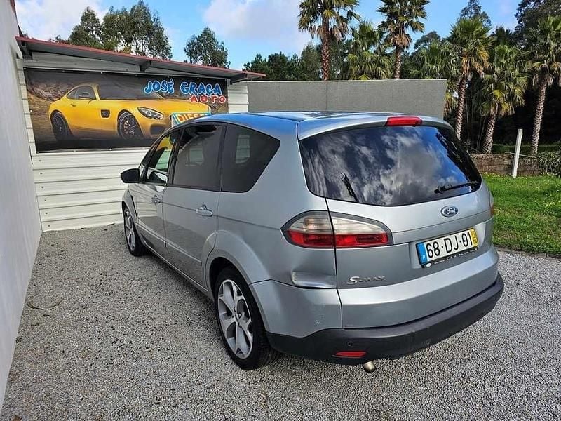 Usado Ford S-MAX S 125 HP (91 kW) 2007 Cinzento Monovolume