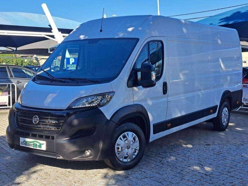 Usado Fiat Ducato 177 HP (130 kW) 2020 Branco Van