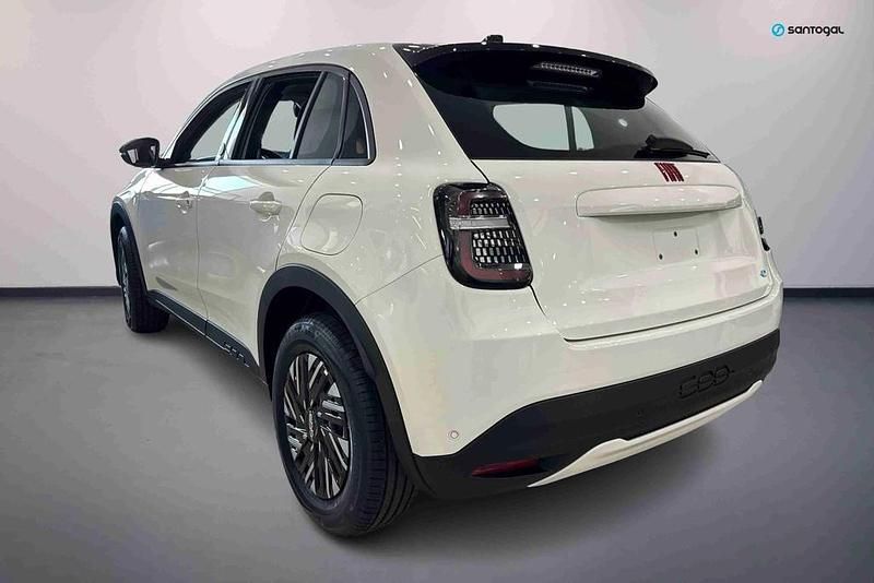 Novo Fiat 600E Red 114 kW (156 HP) 2025 Branco SUV