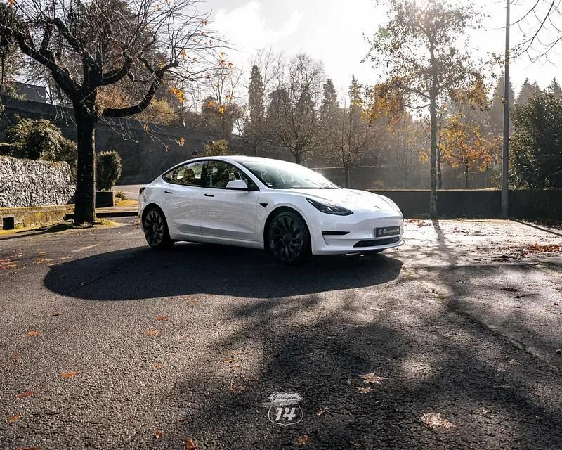 Usado Tesla Model 3 Performance 392 kW (533 HP) 2022 Branco Sedan