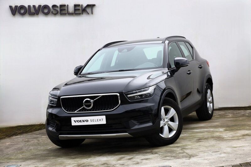 Preto Usado 2021 Volvo XC40 Momentum SUV | € 27.200 (Preço justo) - Imagem 1/4