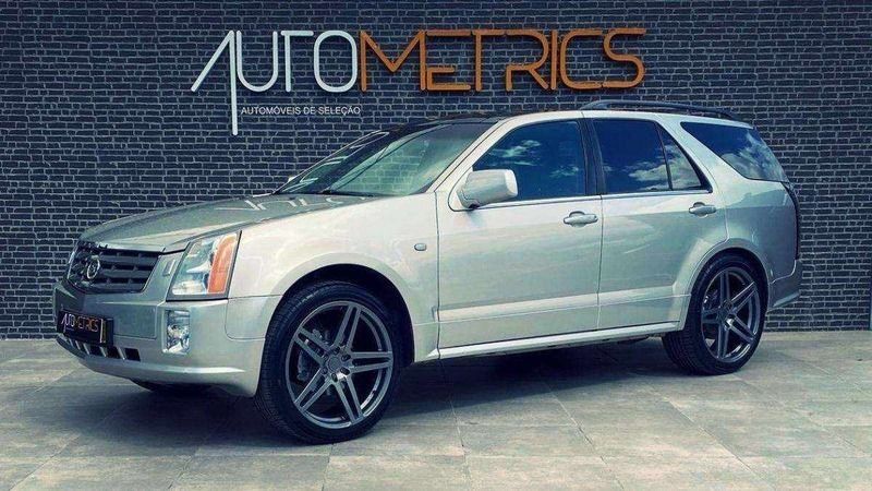 Cinza prata Usado 2008 Cadillac SRX SUV | € 17.250 - Imagem 1/4