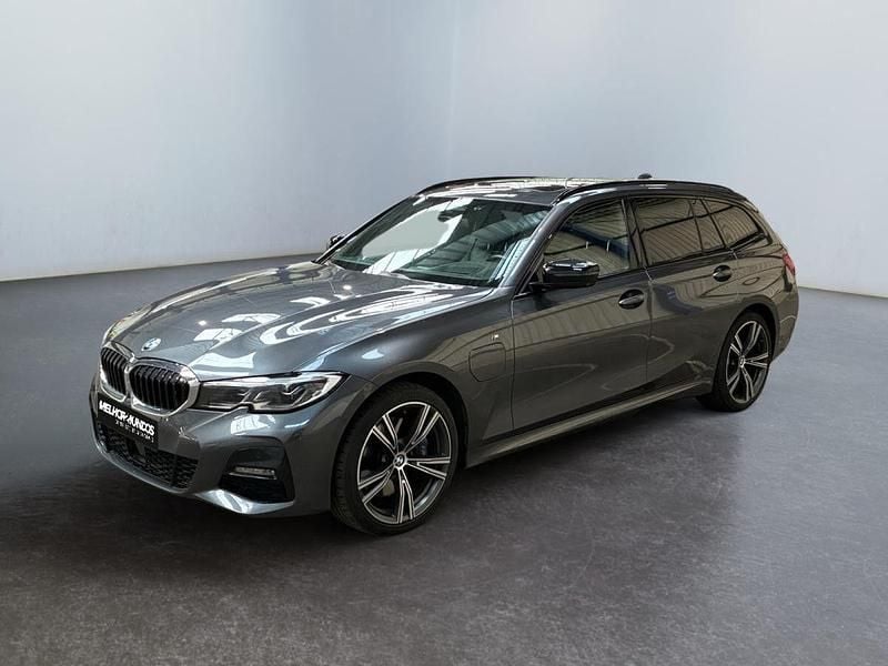 Cinza Usado 2020 BMW 330 M Sport Carrinha | € 28.900 - Imagem 1/4