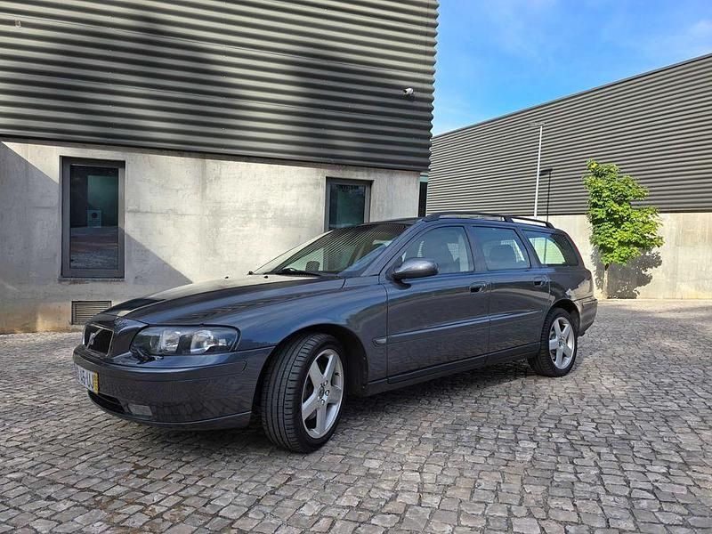 Usado 2002 Volvo V70 Carrinha | € 4.250 - Imagem 1/4