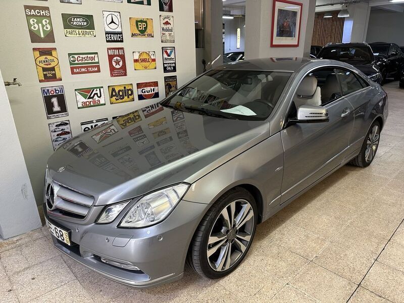 Usado Mercedes E220 Elegance 170 HP (125 kW) 2012 Cinza Coupé