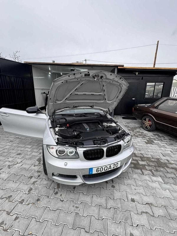 Usado BMW 118 Cabriolet 143 HP (105 kW) 2010 Cinzento Cabrios