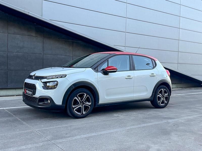 Branco Usado 2022 Citroën C3 PureTech Citadino | € 13.990 (Preço justo) - Imagem 1/4