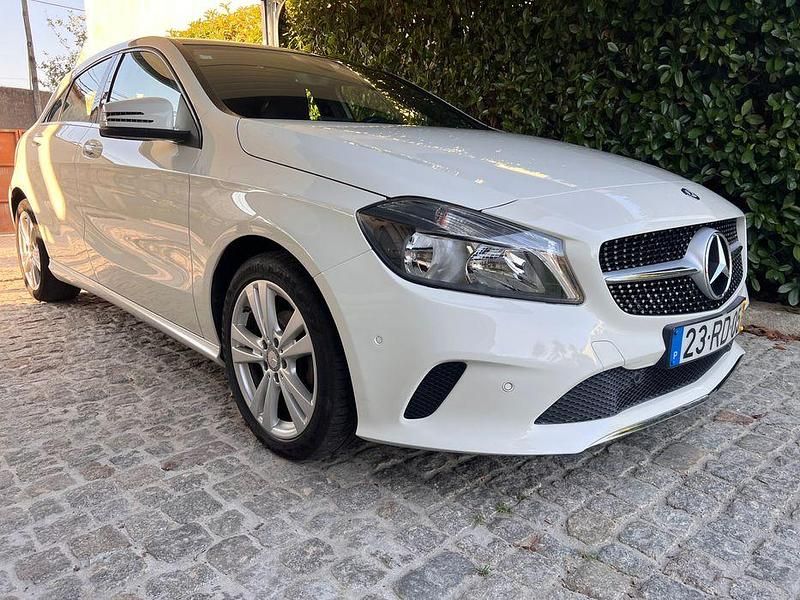 Usado 2016 Mercedes A160 Sedan | € 18.650 (Preço justo) - Imagem 1/4
