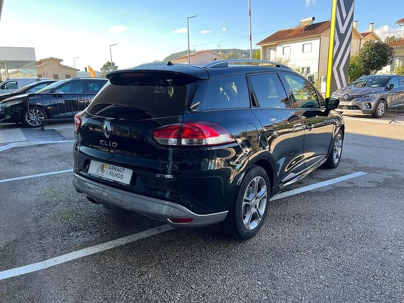 Usado Renault Clio GrandTour GT-Line 90 HP (66 kW) 2018 Preto Carrinha