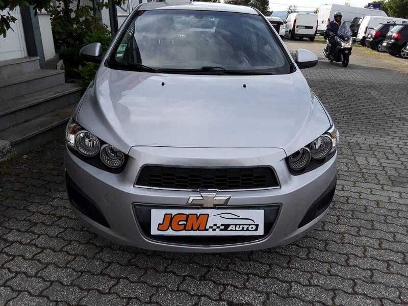 Cinza Usado 2011 Chevrolet Aveo LS | € 5.990 - Imagem 1/4