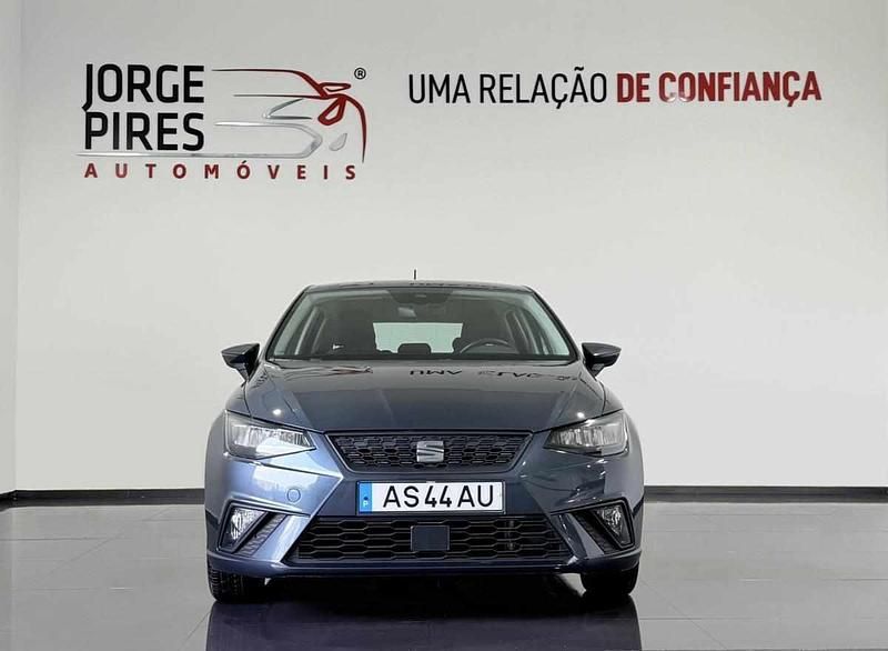 Usado Seat Ibiza 95 HP (69 kW) 2022 Cinzento Citadino