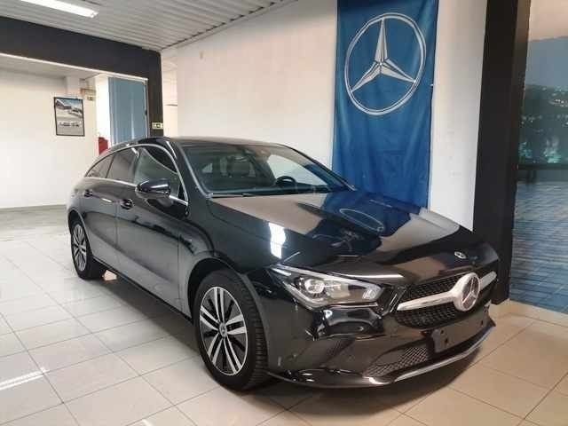 Preto Usado 2020 Mercedes CLA250e Sedan | € 29.890 (Preço justo) - Imagem 1/4