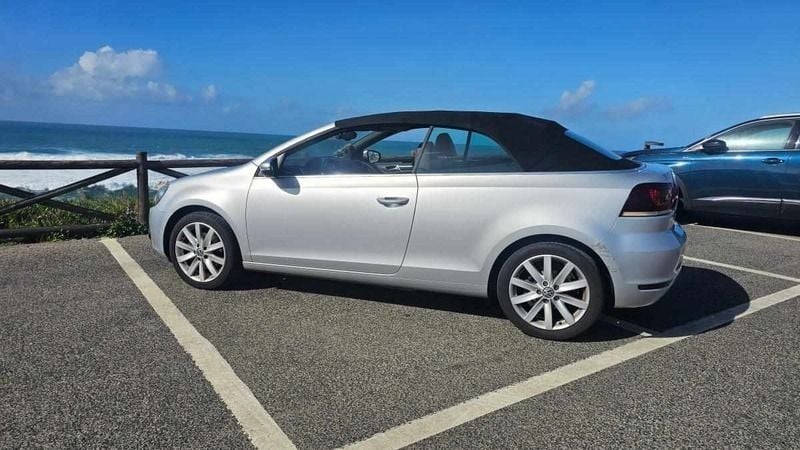 Cinzento Usado 2011 VW Golf Cabriolet Cabrios | € 8.950 - Imagem 1/4