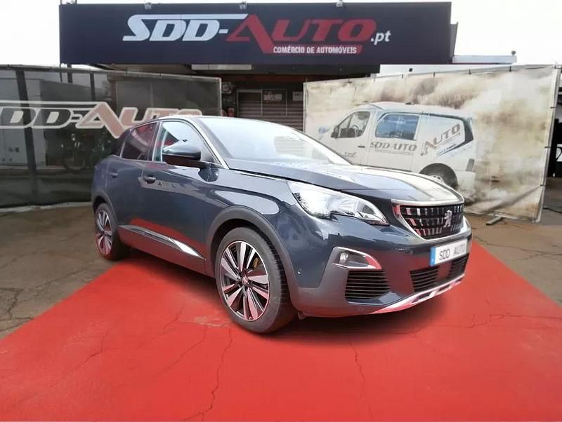 Usado Peugeot 3008 Active 130 HP (95 kW) 2020 Cinza escuro SUV
