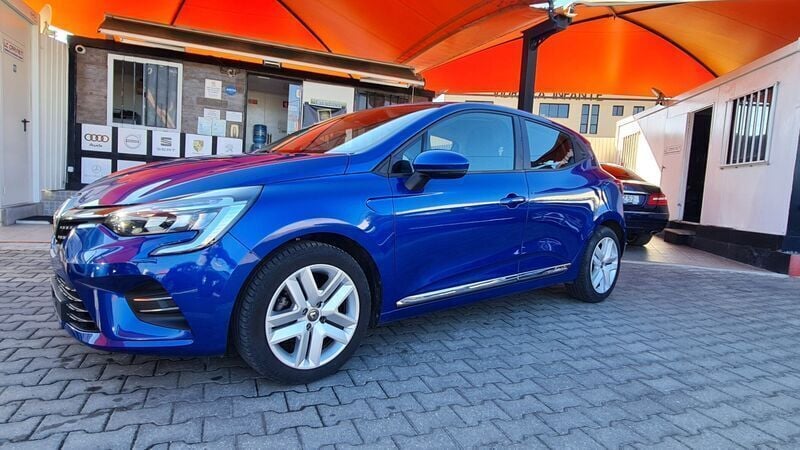 Usado Renault Clio V SE 67 HP (49 kW) 2021 Azul