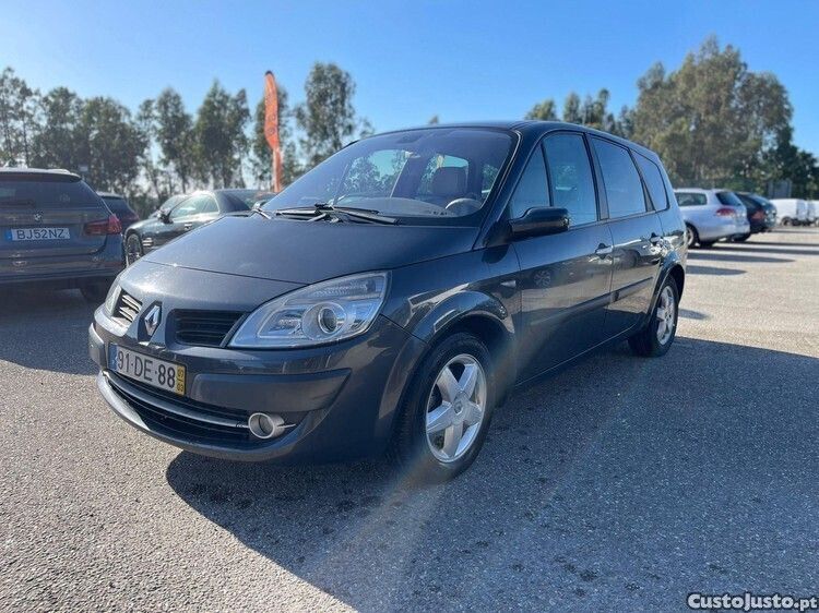 Cinza Usado 2007 Renault Mégane II Monovolume | € 4.500 (Caro) - Imagem 1/1
