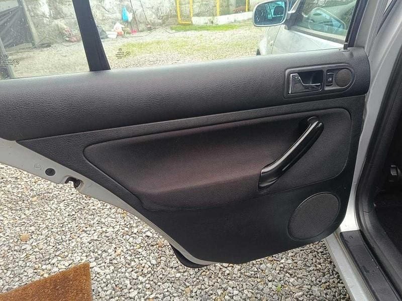 Usado VW Golf IV Highline 115 HP (84 kW) 2002 Cinza Carrinha