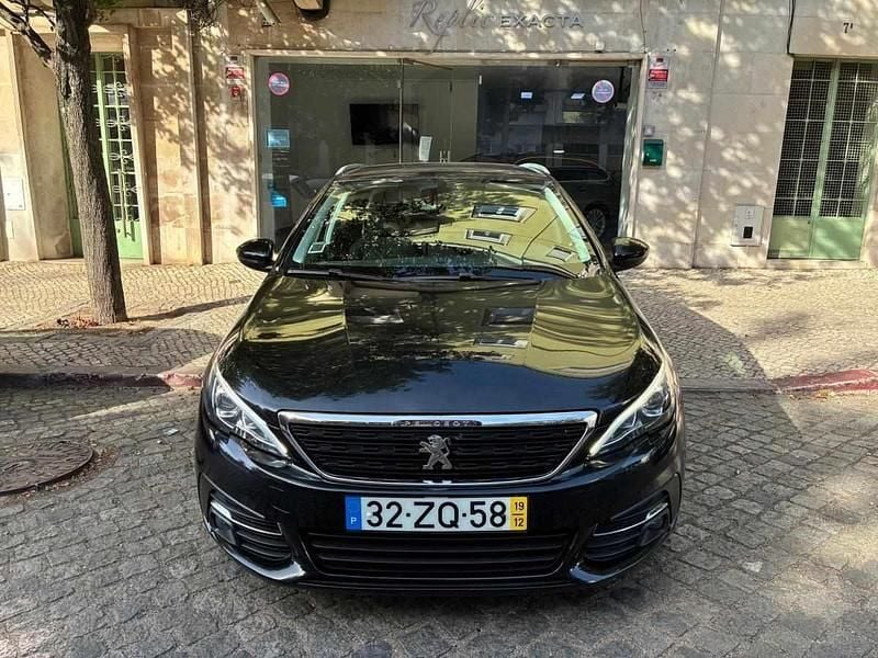 Preto Usado 2019 Peugeot 308 Style Carrinha | € 12.450 (Bom preço) - Imagem 1/4