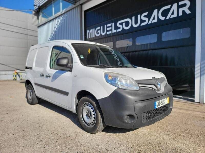 Branco Usado 2017 Renault Kangoo Monovolume | € 9.000 (Bom preço) - Imagem 1/4