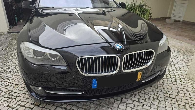 Usado 2010 BMW 520 Sport Line Sedan | € 13.500 (Preço justo) - Imagem 1/4