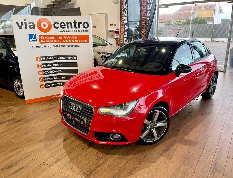 Usado Audi A1 Sportback Sport 90 HP (66 kW) 2012 Vermelho Citadino