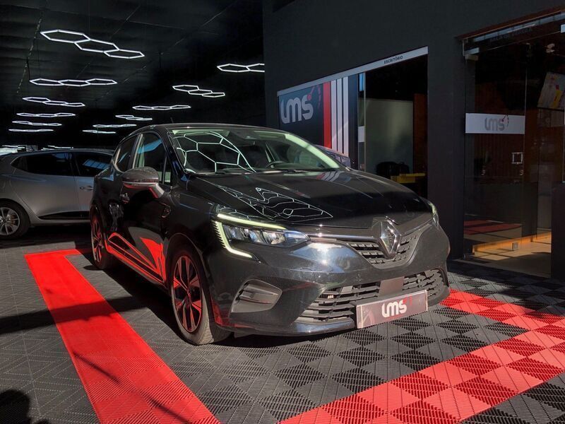 Preto Usado 2021 Renault Clio V LIMITED | € 15.500 (Preço justo) - Imagem 1/4