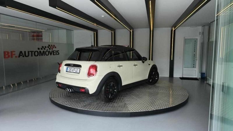 Usado Mini One D 96 HP (70 kW) 2018 Branco Citadino