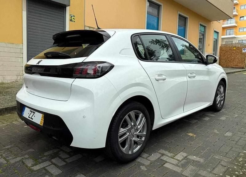 Usado Peugeot 208 75 HP (55 kW) 2020 Branco Citadino