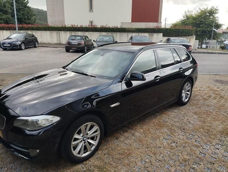 Usado 2012 BMW 520 Carrinha | € 8.500 (Bom preço) - Imagem 1/4