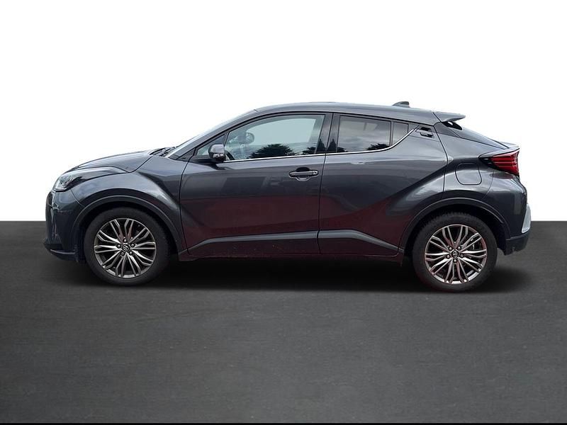 Usado Toyota C-HR 98 HP (72 kW) 2022 Cinza hematite (metalizado) SUV