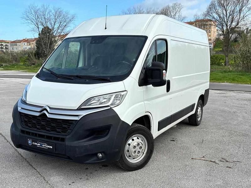 Usado Citroën Jumper 140 HP (102 kW) 2021 Branco Monovolume