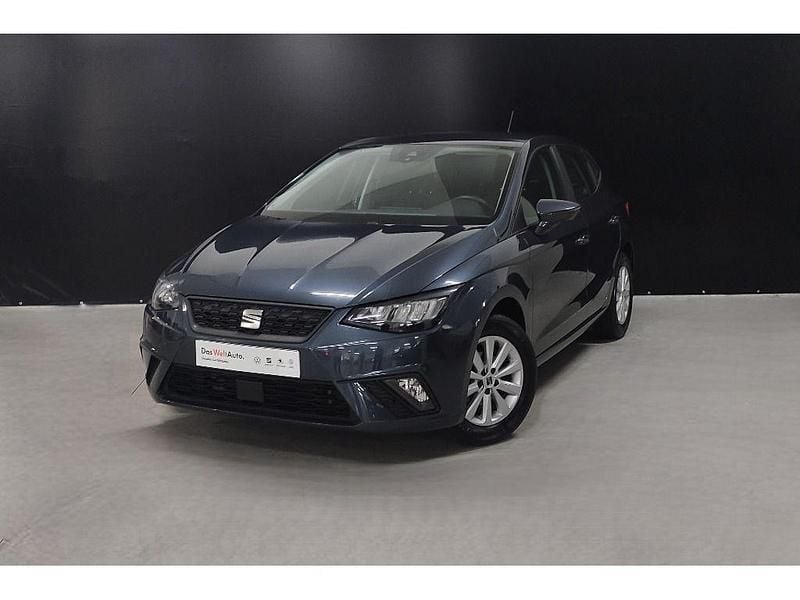 Azul Usado 2024 Seat Ibiza | € 14.990 (Bom preço) - Imagem 1/4