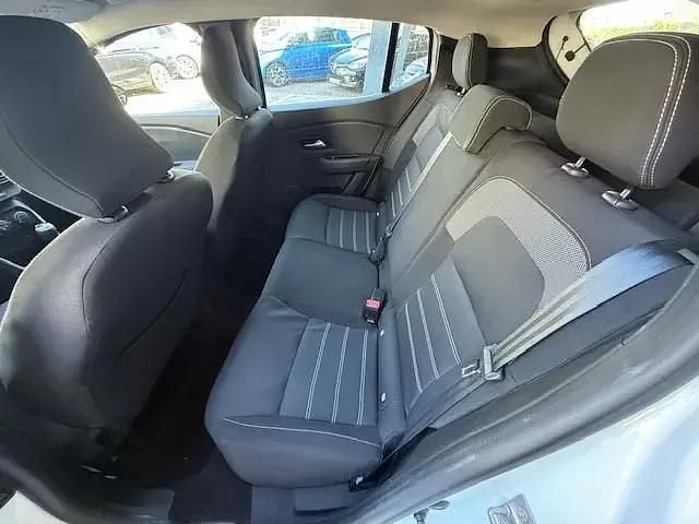 Usado Dacia Sandero Expression 90 HP (66 kW) 2022 Branco Citadino