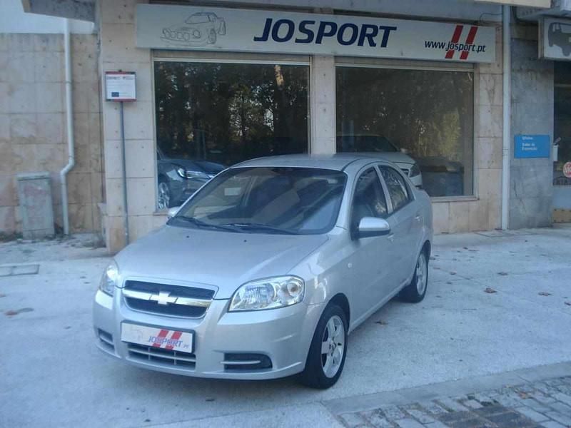 Cinzento Usado 2008 Chevrolet Aveo Sedan | € 4.300 - Imagem 1/4