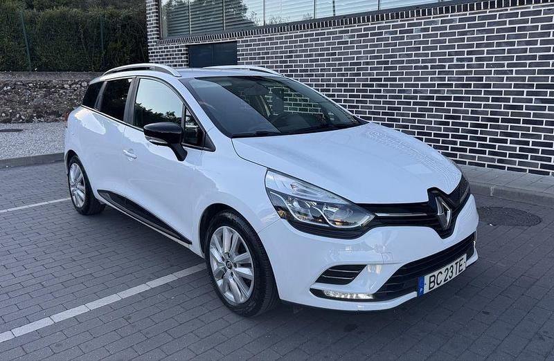 Usado 2018 Renault Clio IV Sedan | € 7.490 (Bom preço) - Imagem 1/4