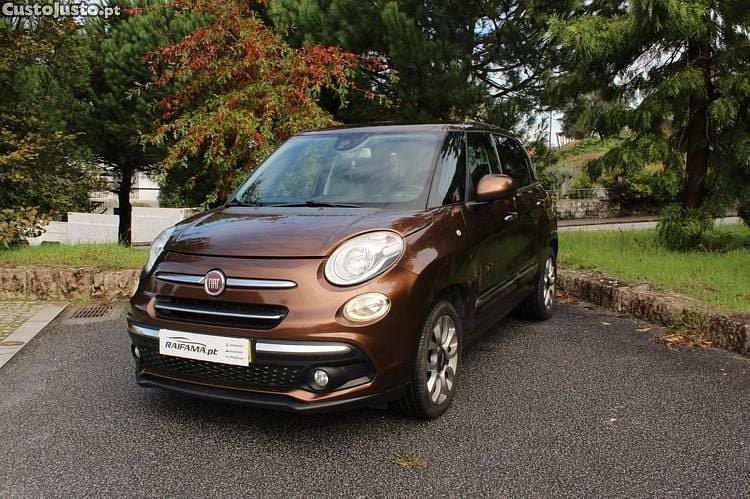 Castanho Usado 2017 Fiat 500L Lounge Monovolume | € 10.900 (Preço justo) - Imagem 1/1