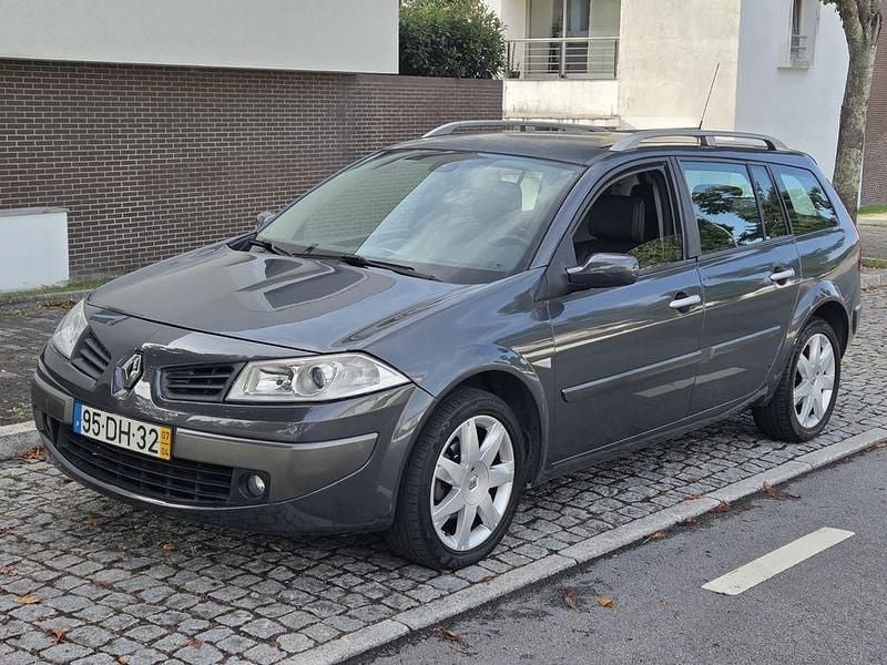 Usado 2007 Renault Mégane II Dynamique Sedan | € 2.750 (Preço justo) - Imagem 1/4