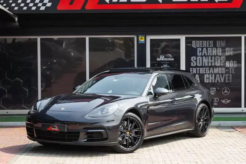 Azul Usado 2019 Porsche Panamera S E-Hybrid Sport Turismo Sedan | € 81.990 - Imagem 1/4