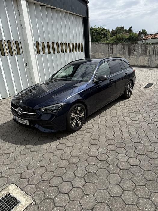 Usado 2022 Mercedes C220 Avantgarde Sedan | € 34.000 (Bom preço) - Imagem 1/4