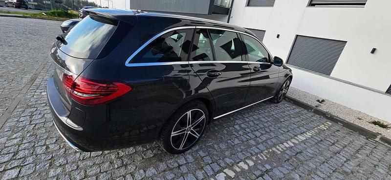 Usado Mercedes C300 306 HP (225 kW) 2019 Preto Carrinha