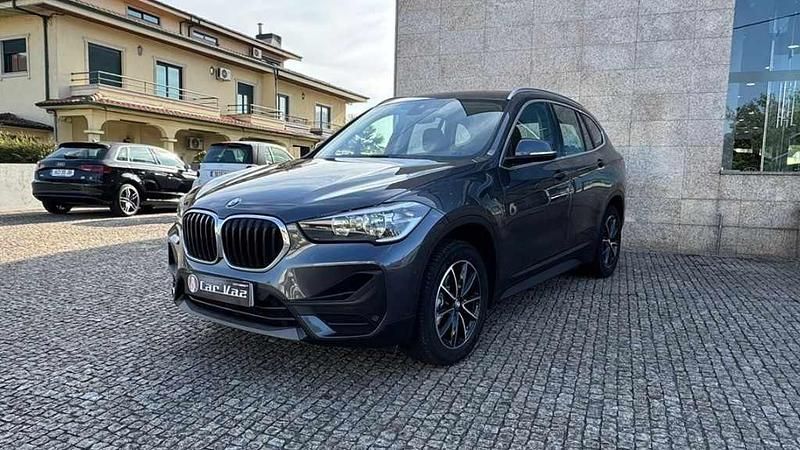 Cinza Usado 2021 BMW X1 Advantage SUV | € 20.950 (Bom preço) - Imagem 1/4