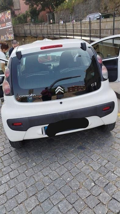 Usado Citroën C1 Attraction 68 HP (50 kW) 2013 Citadino