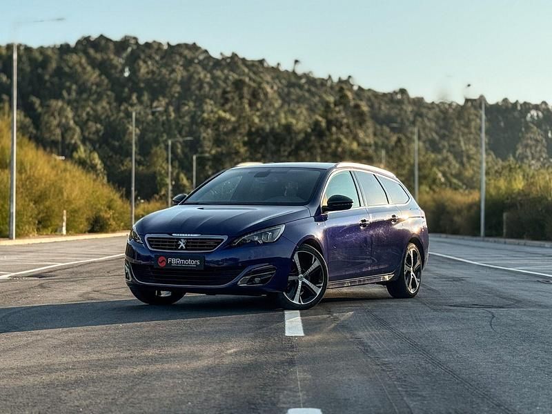 Azul Usado 2016 Peugeot 308 GT-line Carrinha | € 14.490 (Preço justo) - Imagem 1/4