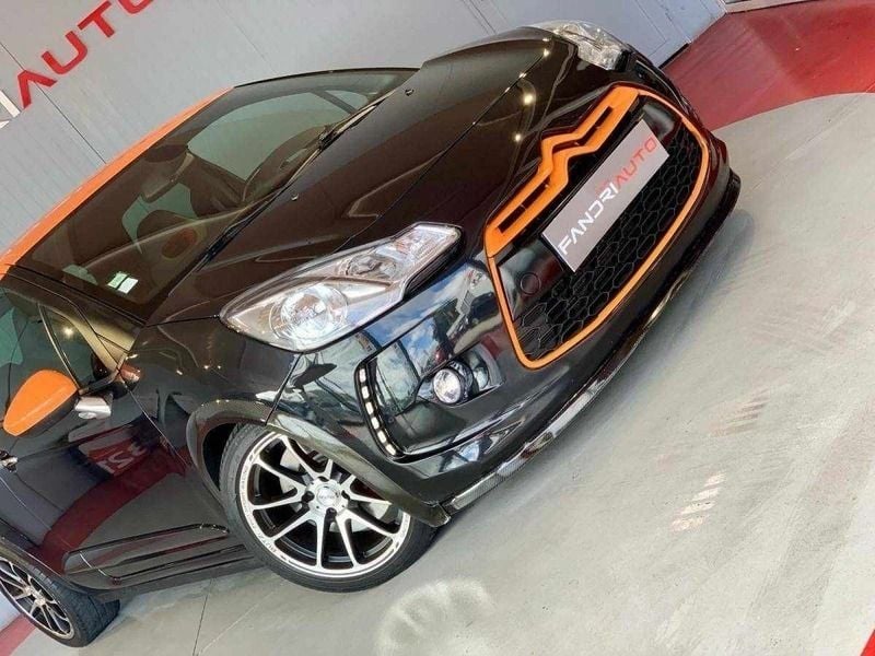 Usado Citroën DS3 So Chic 202 HP (148 kW) 2012 Cinza Citadino