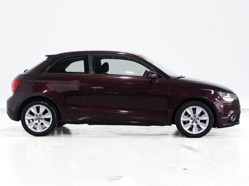 Usado Audi A1 105 HP (77 kW) 2012 Outra Citadino