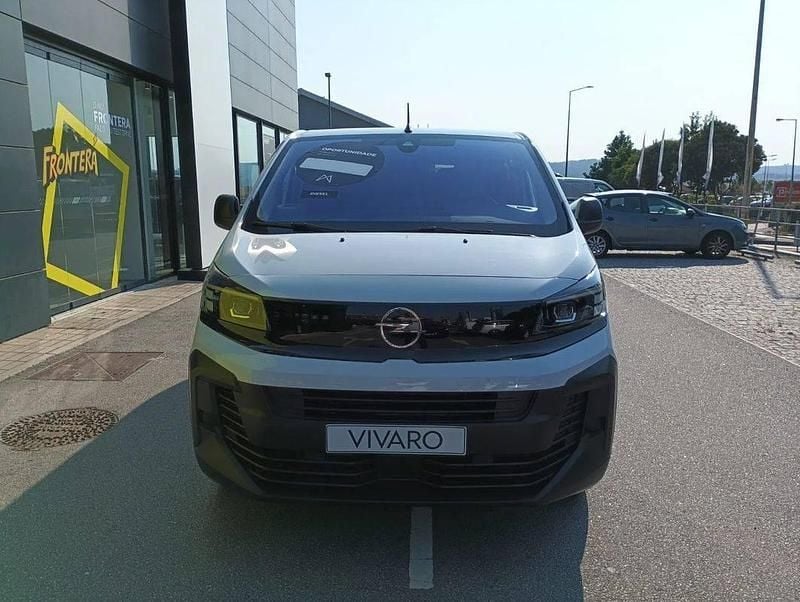 Branco Novo 2025 Opel Vivaro Van | € 46.500 - Imagem 1/4