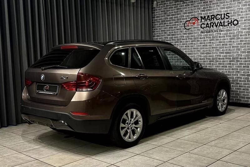 Usado BMW X1 Sport Line 143 HP (105 kW) 2014 Castanho SUV
